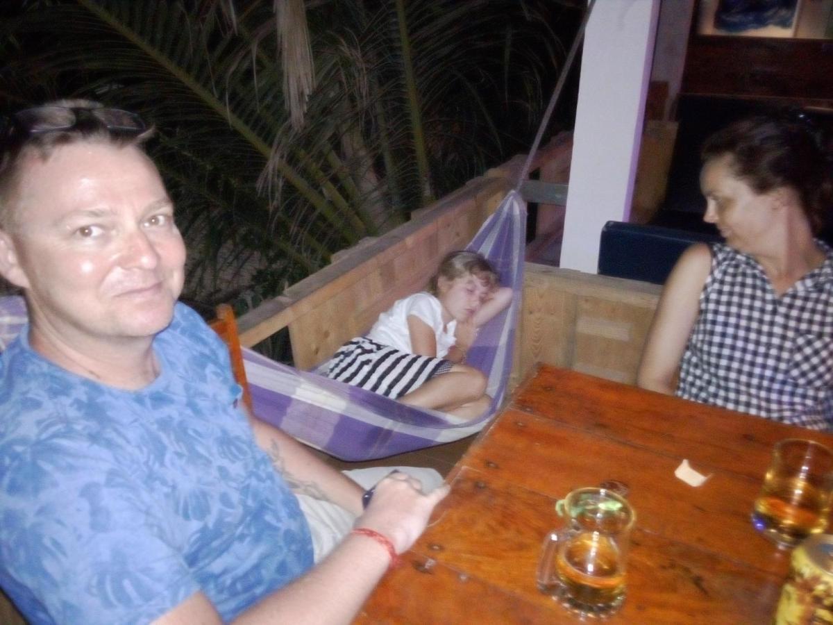 Gems Garden Guest House Tangalle Exterior foto